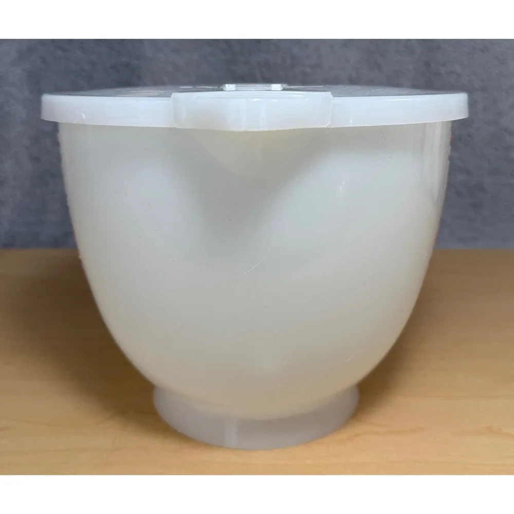 Tupperware Mix-N-Stor Measuring Pitcher 8 Cup White Vintage Red Markings 2 Qt